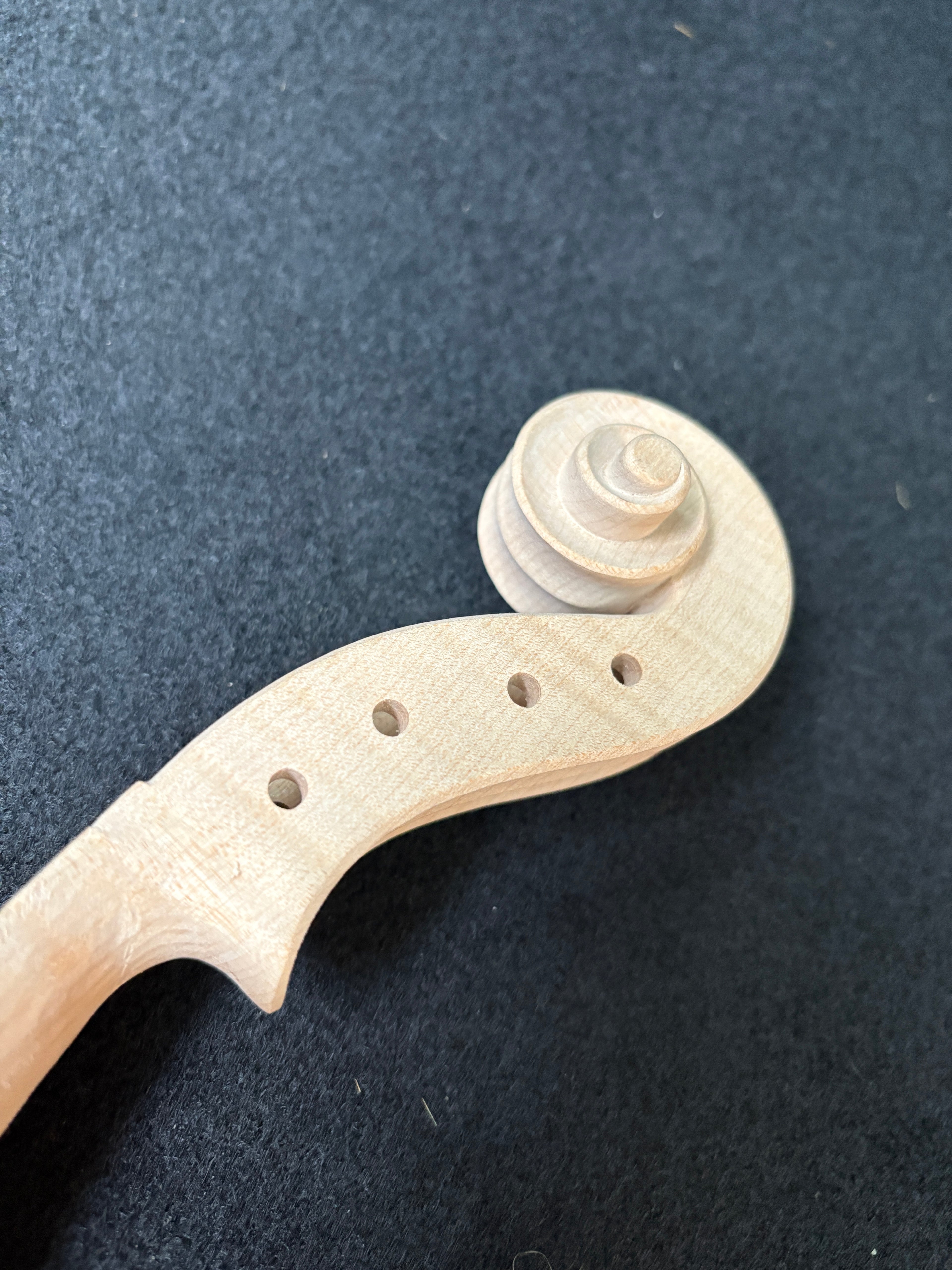 Antonio Stradivarius - Violin Scroll 4/4