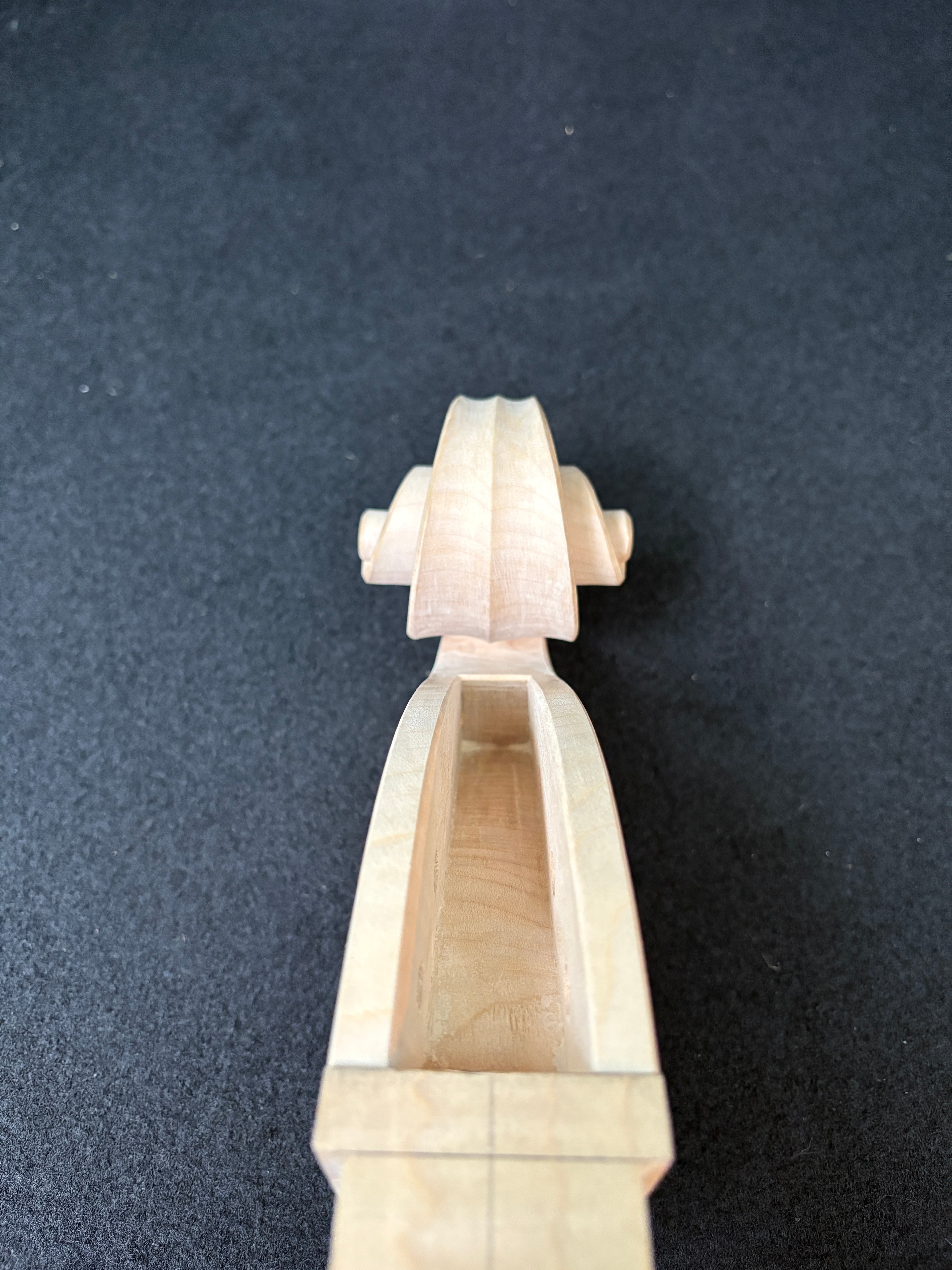 Antonio Stradivarius - Cello Scroll 4/4